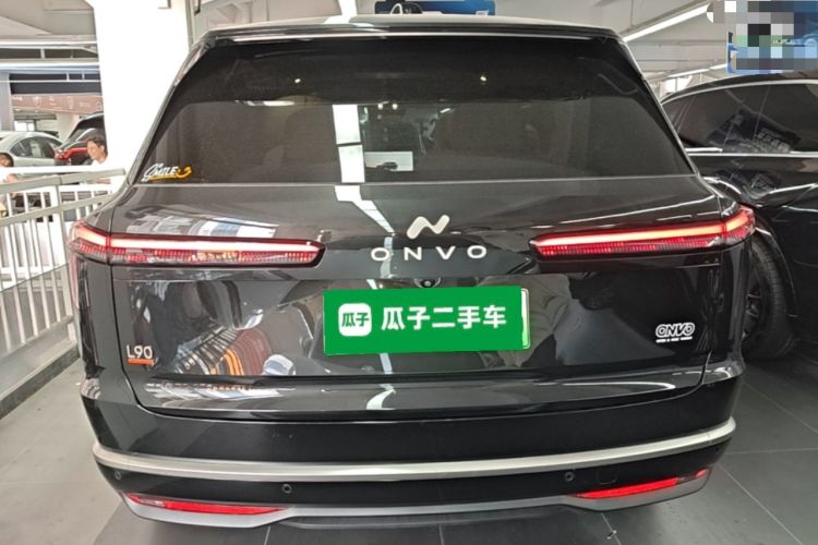 Used ONVO Luxeed L90 2025 Model—Ultra Six-Seater Version Rear