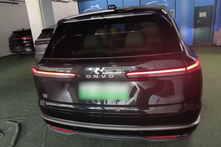 Used ONVO Luxeed L90 2025 Model—Max Six-Seater Version Rear