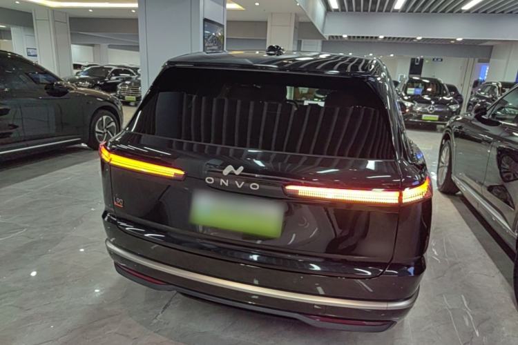 Used ONVO Luxeed L90 2025 Model—Ultra Six-Seater Version Rear