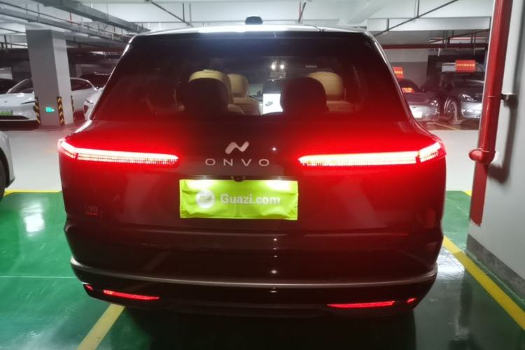 Used ONVO Luxeed L90 2025 Model—Ultra Six-Seater Version Rear