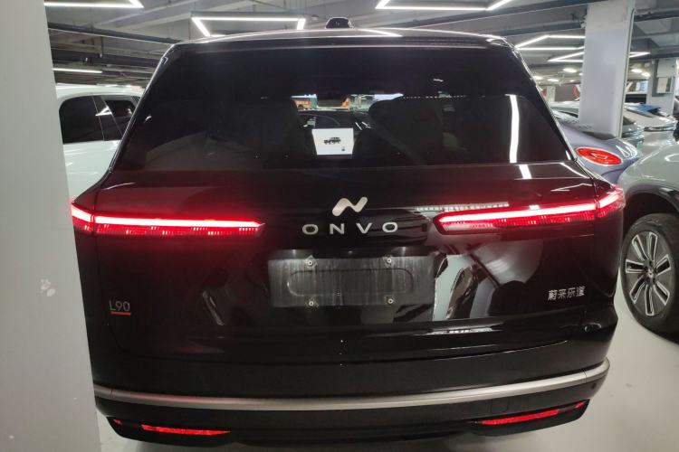 Used ONVO Luxeed L90 2025 Model—Ultra Six-Seater Version Rear