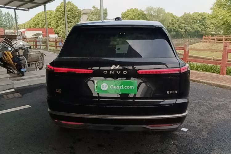 Used ONVO Luxeed L90 2025 Model—Ultra Six-Seater Version Rear