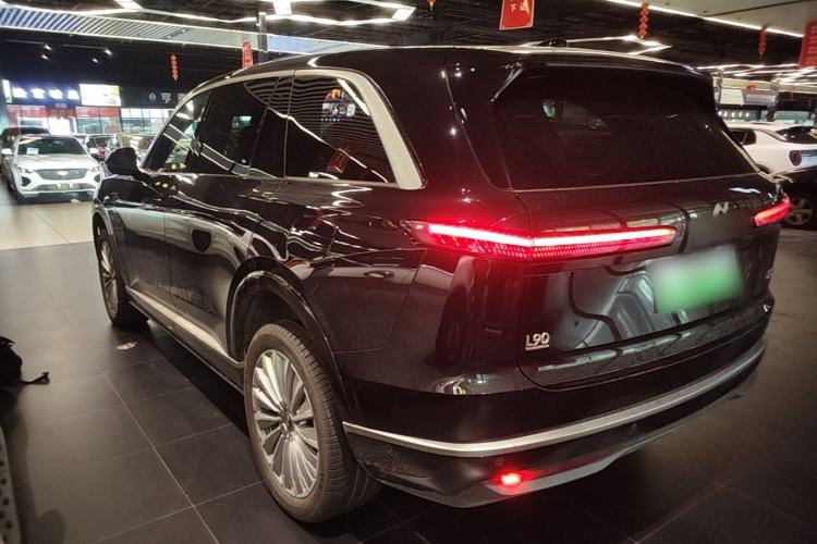 Used ONVO Luxeed L90 2025 Model—Max Six-Seater Version Rear Left 45 Deg