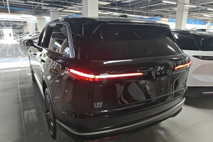Used ONVO Luxeed L90 2025 Model—Max Six-Seater Version Rear Left 45 Deg
