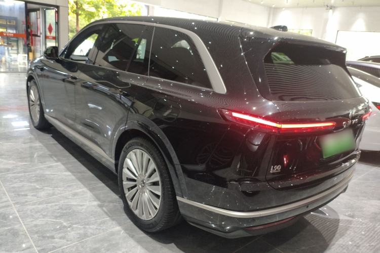 Used ONVO Luxeed L90 2025 Model—Max Six-Seater Version Rear Left 45 Deg