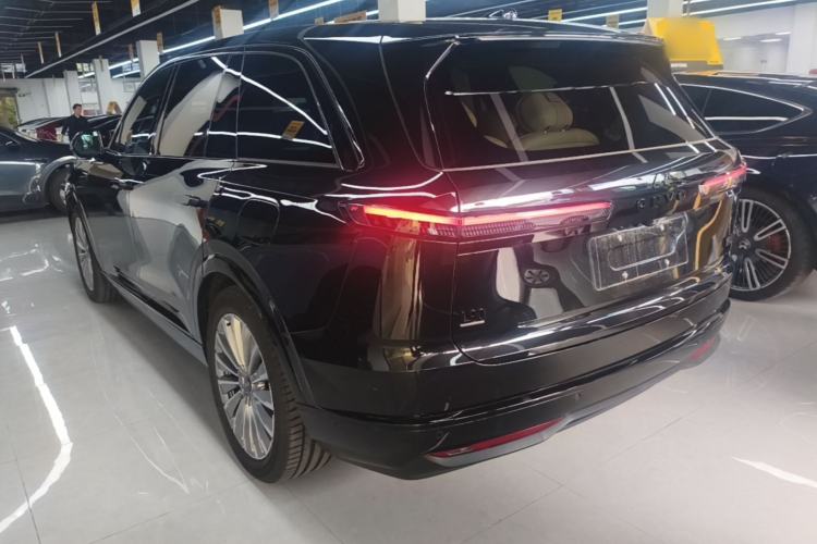 Used ONVO Luxeed L90 2025 Model—Max Six-Seater Version Rear Left 45 Deg