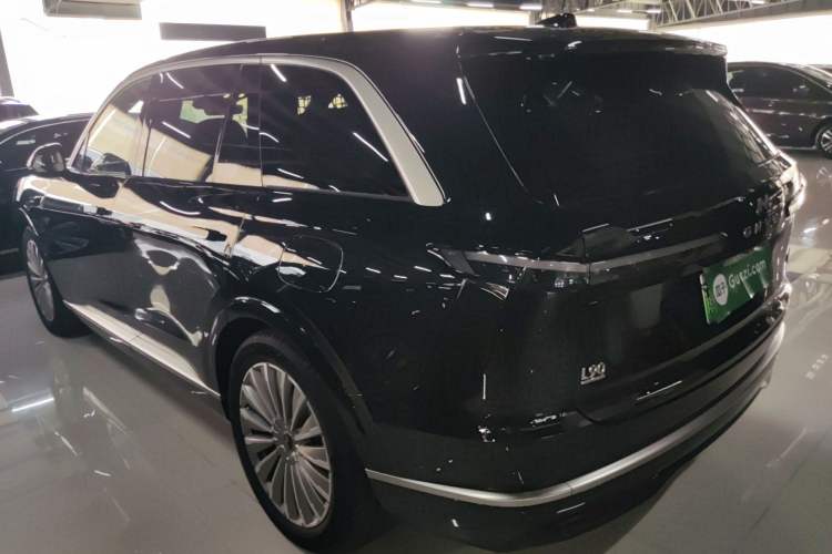 Used ONVO Luxeed L90 2025 Model—Max Six-Seater Version Rear Left 45 Deg
