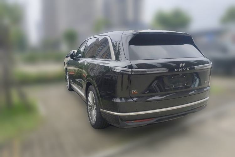 Used ONVO Luxeed L90 2025 Model—Ultra Six-Seater Version Rear Left 45 Deg