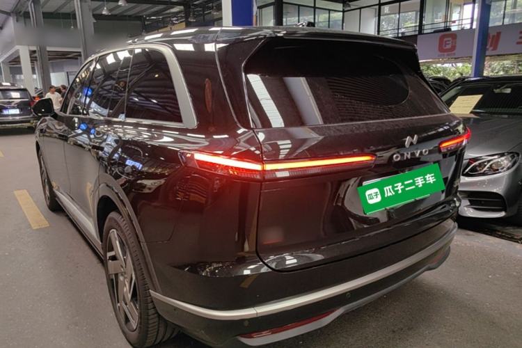 Used ONVO Luxeed L90 2025 Model—Ultra Six-Seater Version Rear Left 45 Deg