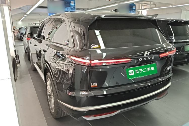 Used ONVO Luxeed L90 2025 Model—Ultra Six-Seater Version Rear Left 45 Deg
