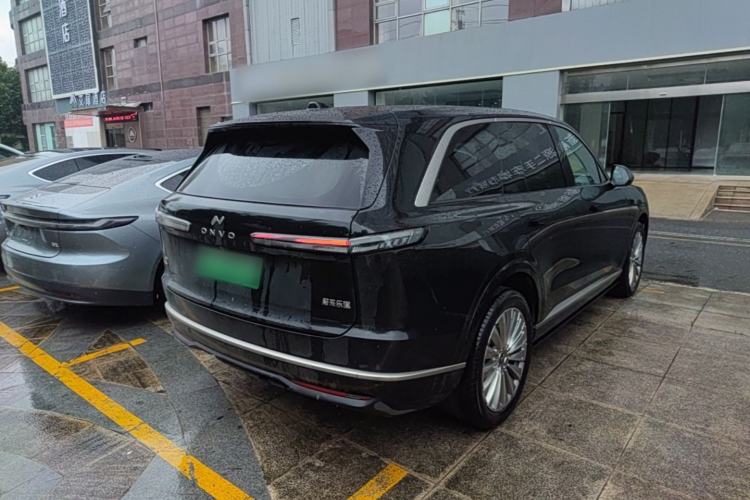 Used ONVO Luxeed L90 2025 Model—Ultra Six-Seater Version Rear Right 45 Deg