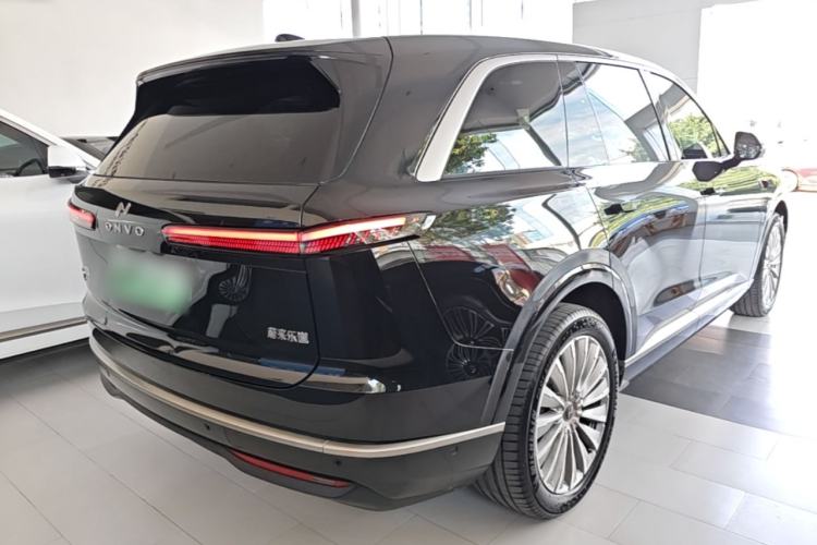 Used ONVO Luxeed L90 2025 Model—Ultra Six-Seater Version Rear Right 45 Deg
