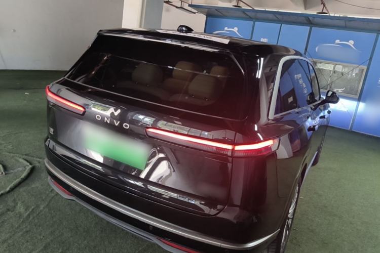 Used ONVO Luxeed L90 2025 Model—Max Six-Seater Version Rear Right 45 Deg