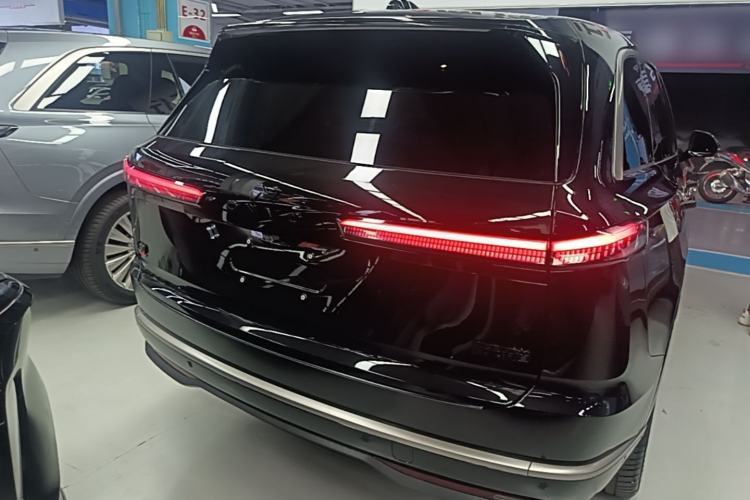 Used ONVO Luxeed L90 2025 Model—Ultra Six-Seater Version Rear Right 45 Deg