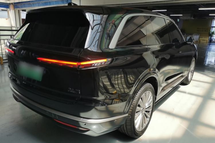 Used ONVO Luxeed L90 2025 Model—Ultra Six-Seater Version Rear Right 45 Deg
