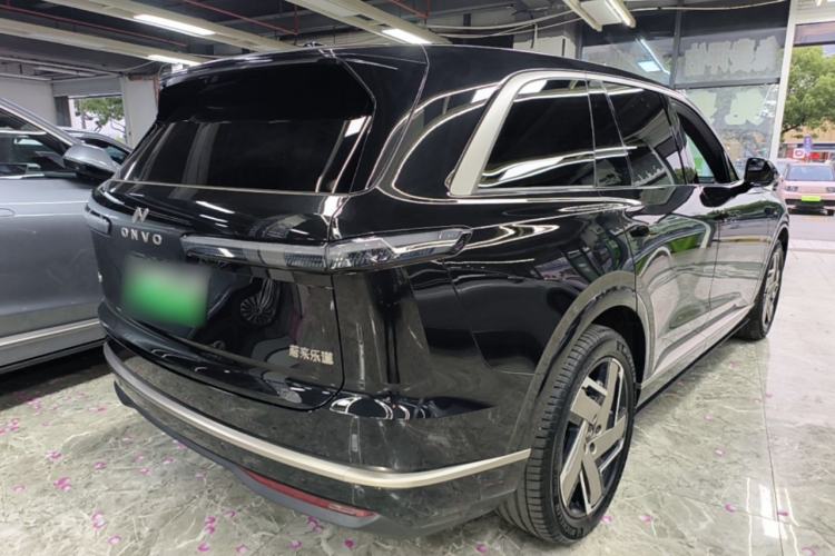 Used ONVO Luxeed L90 2025 Model—Max Six-Seater Version Rear Right 45 Deg