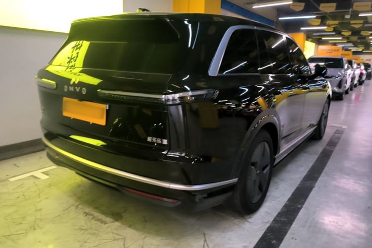 Used ONVO Luxeed L90 2025 Model—Max Six-Seater Version Rear Right 45 Deg