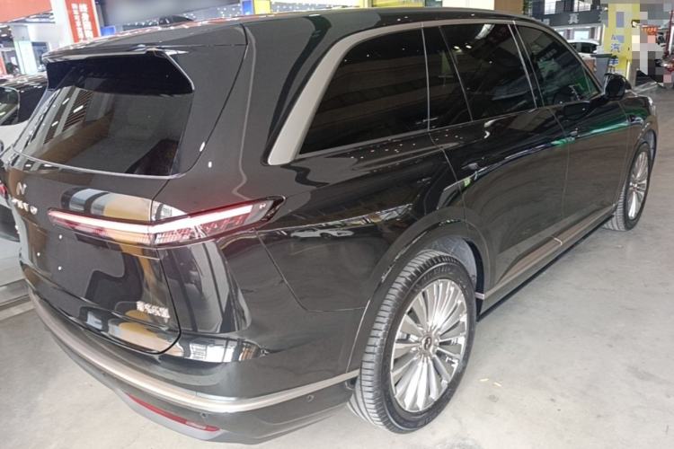 Used ONVO Luxeed L90 2025 Model—Ultra Six-Seater Version Rear Right 45 Deg