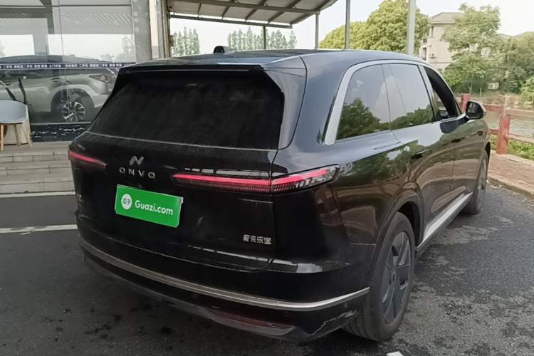 Used ONVO Luxeed L90 2025 Model—Ultra Six-Seater Version Rear Right 45 Deg