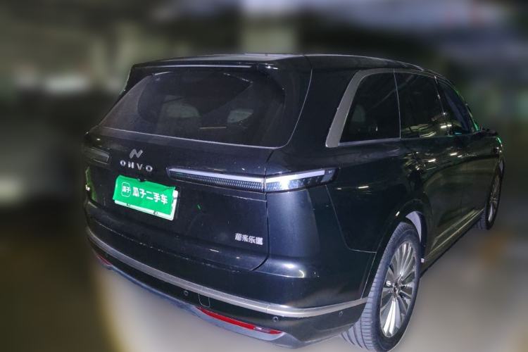 Used ONVO Luxeed L90 2025 Model—Max Six-Seater Version Rear Right 45 Deg