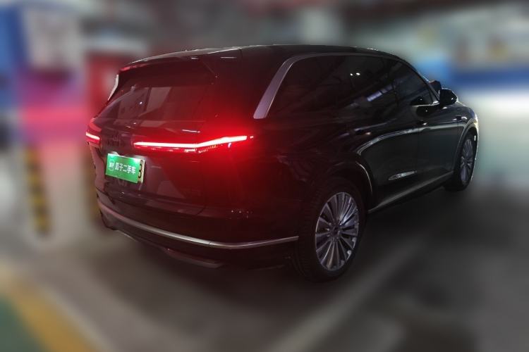 Used ONVO Luxeed L90 2025 Model—Max Six-Seater Version Rear Right 45 Deg