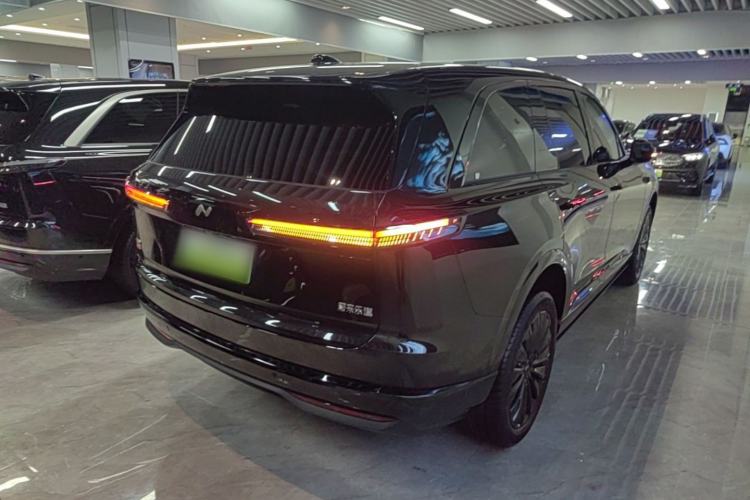 Used ONVO Luxeed L90 2025 Model—Ultra Six-Seater Version Rear Right 45 Deg