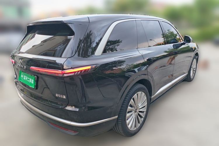 Used ONVO Luxeed L90 2025 Model—Max Six-Seater Version Rear Right 45 Deg