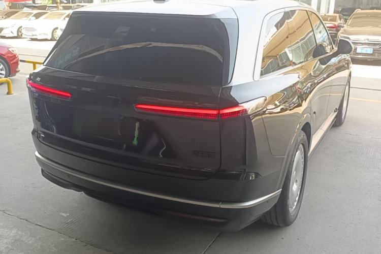 Used ONVO Luxeed L90 2025 Model—Max Six-Seater Version Rear Right 45 Deg