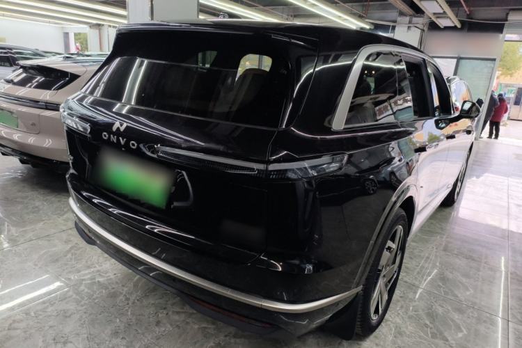 Used ONVO Luxeed L90 2025 Model—Max Six-Seater Version Rear Right 45 Deg