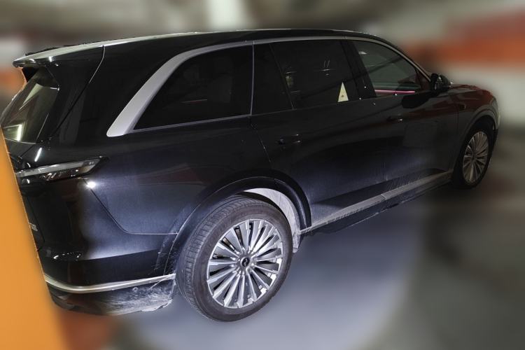 Used ONVO Luxeed L90 2025 Model—Ultra Six-Seater Version Rear Right 45 Deg