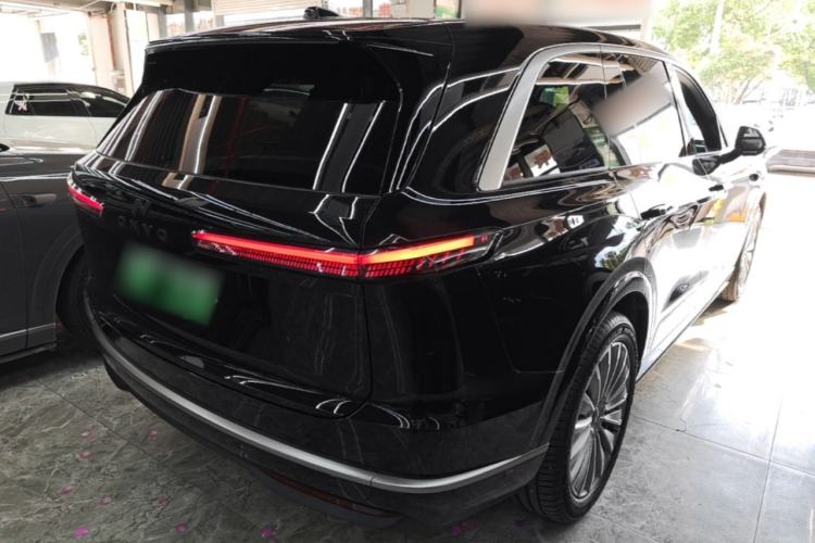 Used ONVO Luxeed L90 2025 Model—Max Six-Seater Version Rear Right 45 Deg