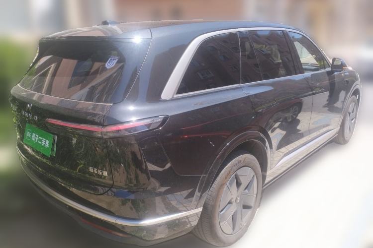 Used ONVO Luxeed L90 2025 Model—Ultra Six-Seater Version Rear Right 45 Deg