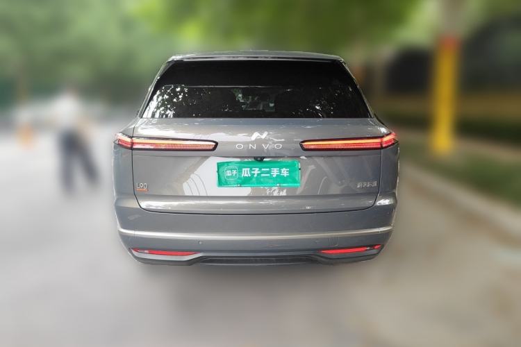 Used ONVO Luxeed L90 2025 Model—Ultra Six-Seater Version Rear