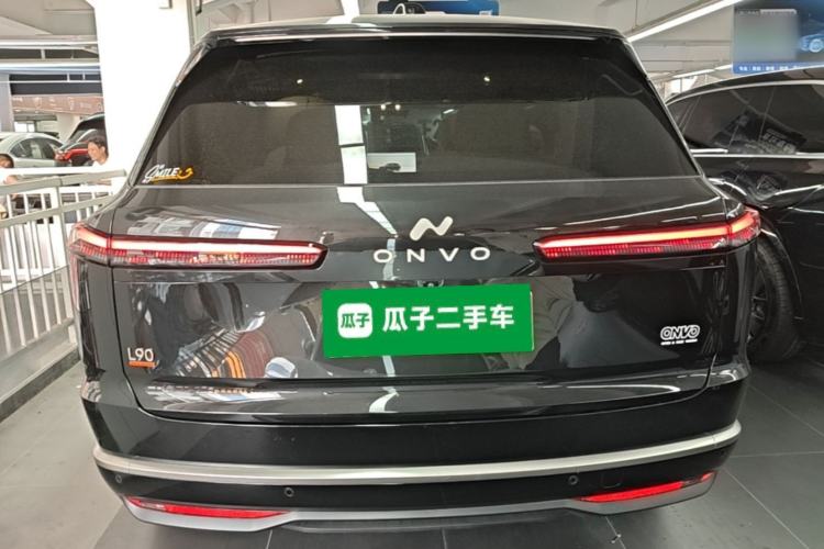 Used ONVO Luxeed L90 2025 Model—Ultra Six-Seater Version Rear