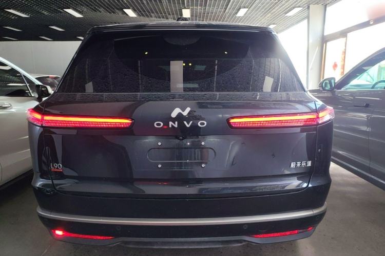 Used ONVO Luxeed L90 2025 Model—Ultra Six-Seater Version Rear