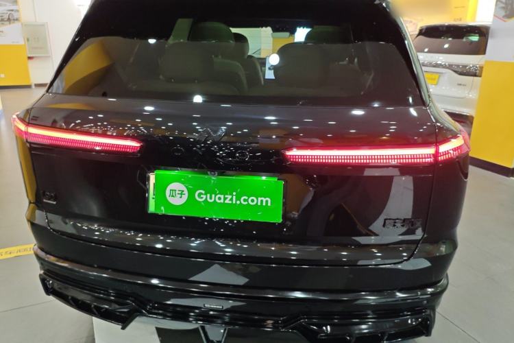 Used ONVO Luxeed L90 2025 Model—Max Six-Seater Version Rear
