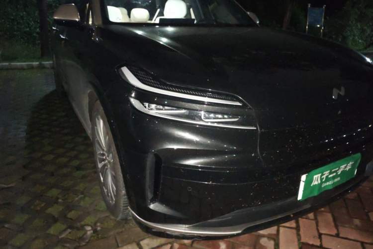 Used ONVO Luxeed L90 2025 Model—Max Six-Seater Version Right Front Headlight