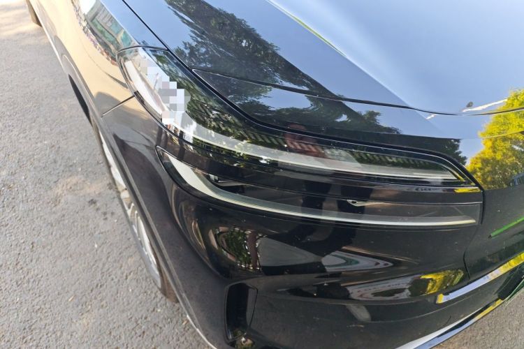 Used ONVO Luxeed L90 2025 Model—Max Six-Seater Version Right Front Headlight