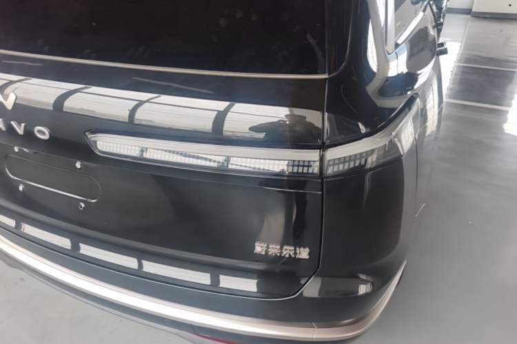 Used ONVO Luxeed L90 2025 Model—Max Six-Seater Version Right Rear Taillight
