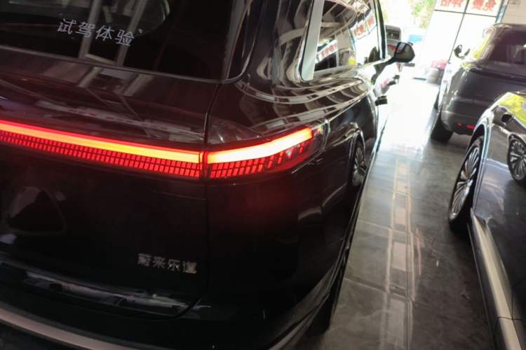 Used ONVO Luxeed L90 2025 Model—Ultra Six-Seater Version Right Rear Taillight