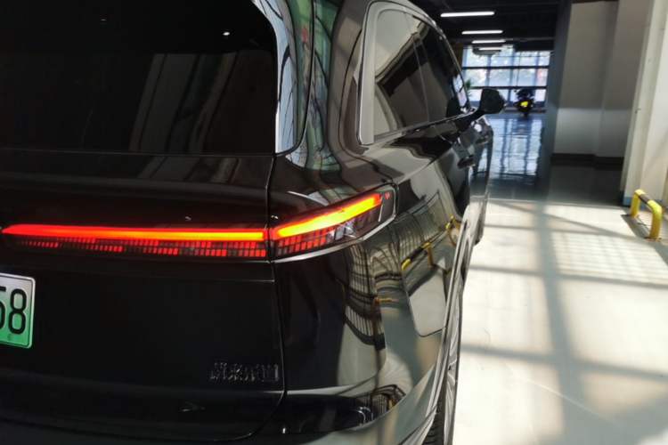 Used ONVO Luxeed L90 2025 Model—Ultra Six-Seater Version Right Rear Taillight