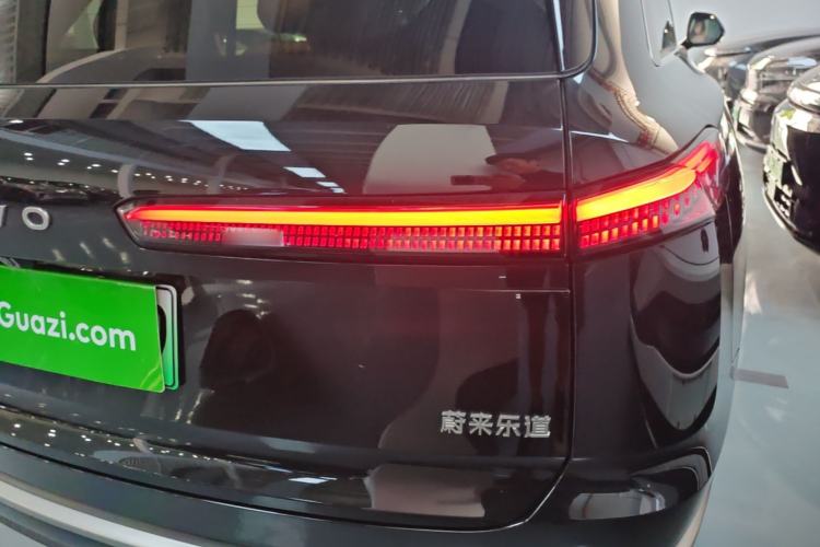 Used ONVO Luxeed L90 2025 Model—Max Six-Seater Version Right Rear Taillight