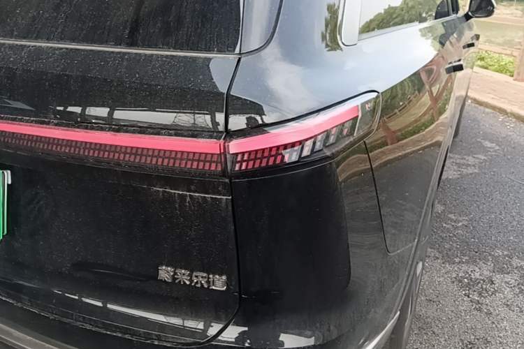 Used ONVO Luxeed L90 2025 Model—Ultra Six-Seater Version Right Rear Taillight