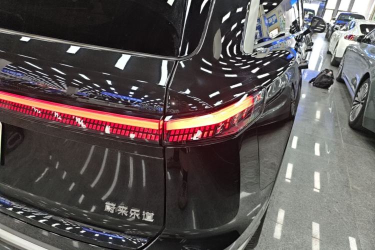 Used ONVO Luxeed L90 2025 Model—Max Six-Seater Version Right Rear Taillight