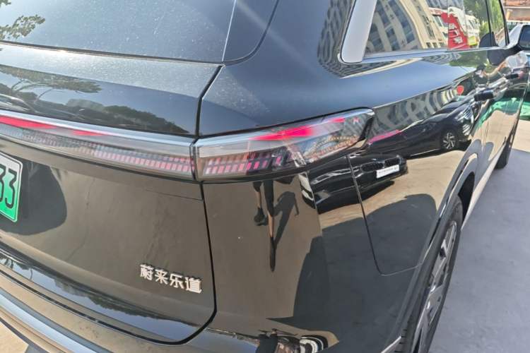 Used ONVO Luxeed L90 2025 Model—Pro Six-Seater Version Right Rear Taillight