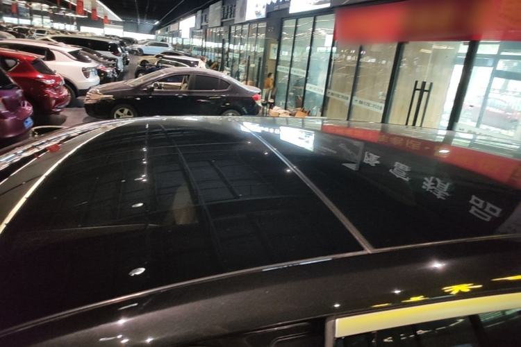 Used ONVO Luxeed L90 2025 Model—Max Six-Seater Version Roof