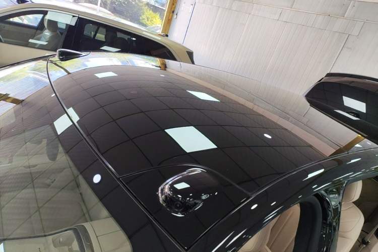 Used ONVO Luxeed L90 2025 Model—Max Six-Seater Version Roof