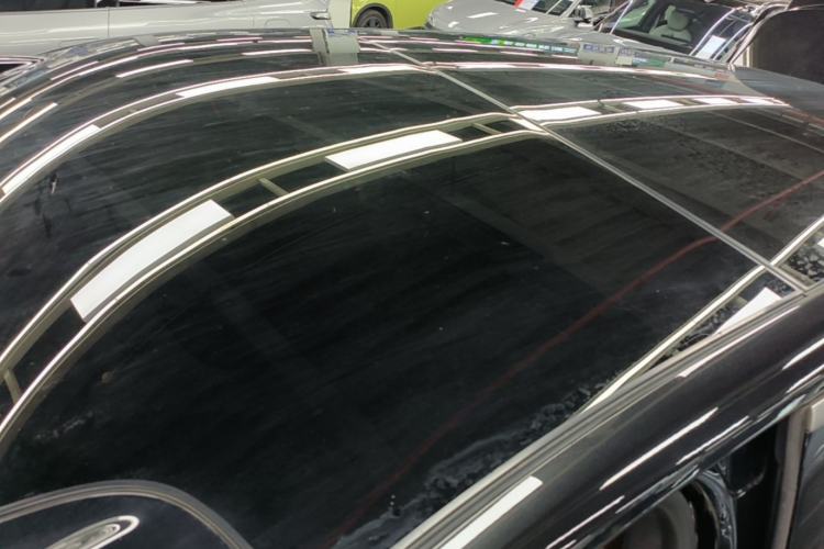 Used ONVO Luxeed L90 2025 Model—Max Six-Seater Version Roof