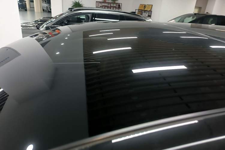 Used ONVO Luxeed L90 2025 Model—Ultra Six-Seater Version Roof