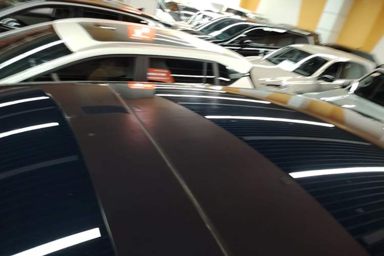 Used ONVO Luxeed L90 2025 Model—Ultra Six-Seater Version Roof